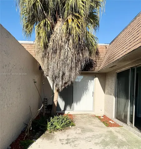 804 SW 73rd Avenue North Lauderdale FL 33068