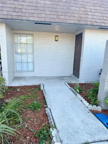 804 SW 73rd Avenue North Lauderdale FL 33068