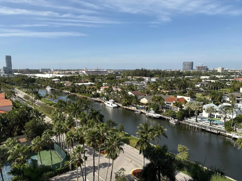 3600 Yacht Club Drive Aventura FL 33180