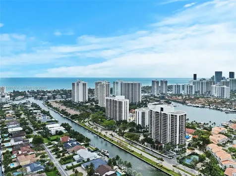 3600 Yacht Club Drive Aventura FL 33180