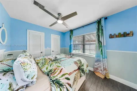 1721 SW 35th Avenue Fort Lauderdale FL 33312