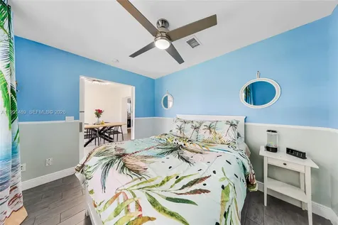 1721 SW 35th Avenue Fort Lauderdale FL 33312