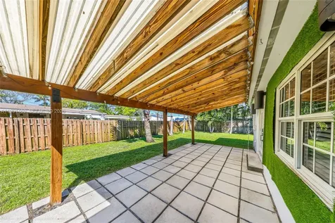 1721 SW 35th Avenue Fort Lauderdale FL 33312