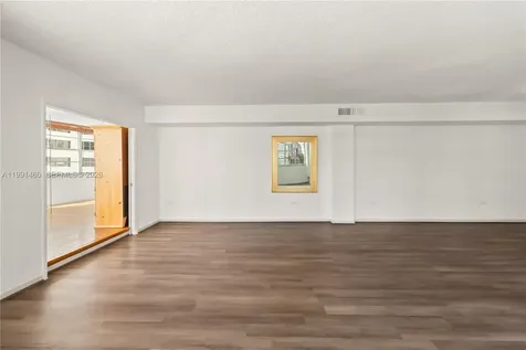905 Brickell Bay Drive Miami FL 33131