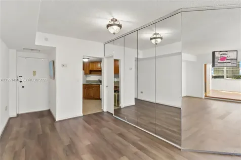 905 Brickell Bay Drive Miami FL 33131