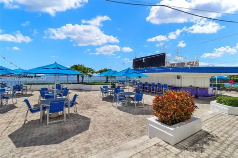 905 Brickell Bay Drive Miami FL 33131