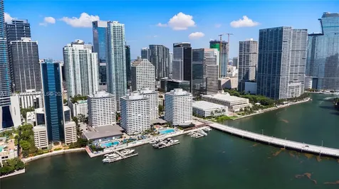 905 Brickell Bay Drive Miami FL 33131