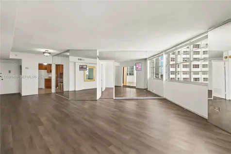905 Brickell Bay Drive Miami FL 33131