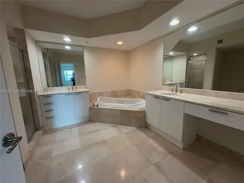15051 Royal Oaks Lane North Miami FL 33181