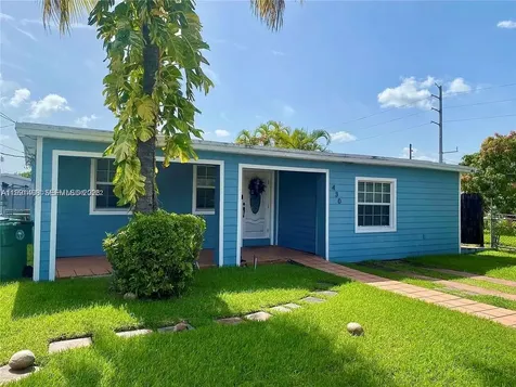 430 NW 60th Avenue Miami FL 33126