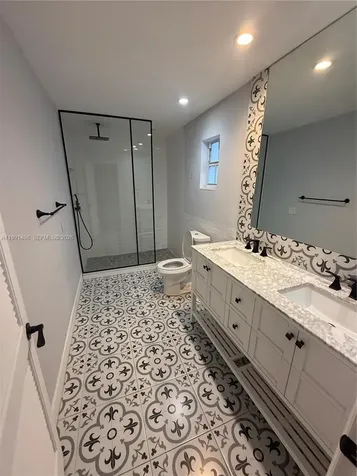 430 NW 60th Avenue Miami FL 33126