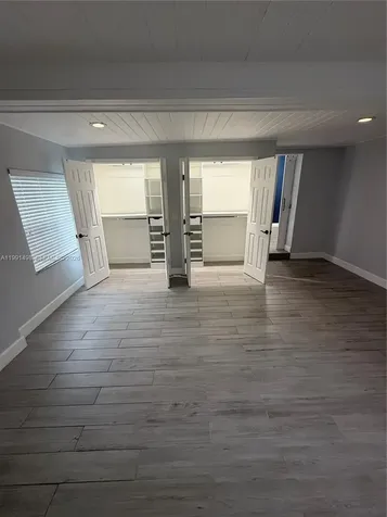 430 NW 60th Avenue Miami FL 33126