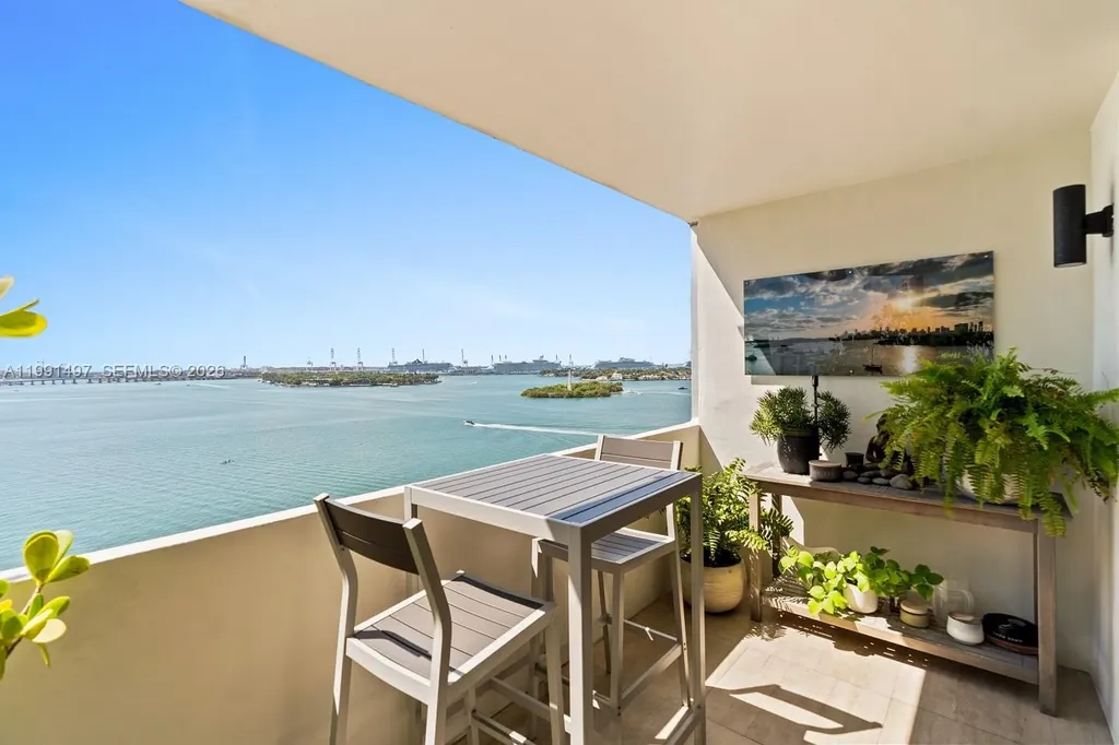 5 Island Avenue Miami Beach FL 33139