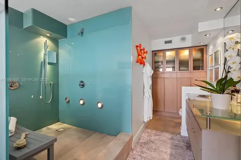 5 Island Avenue Miami Beach FL 33139