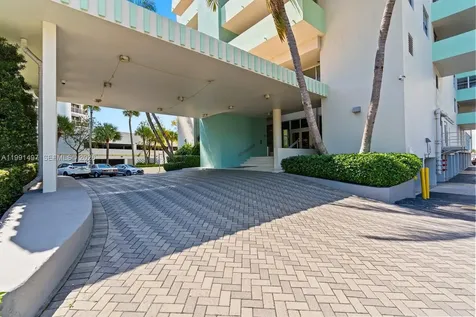5 Island Avenue Miami Beach FL 33139