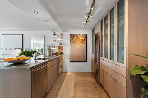 5 Island Avenue Miami Beach FL 33139