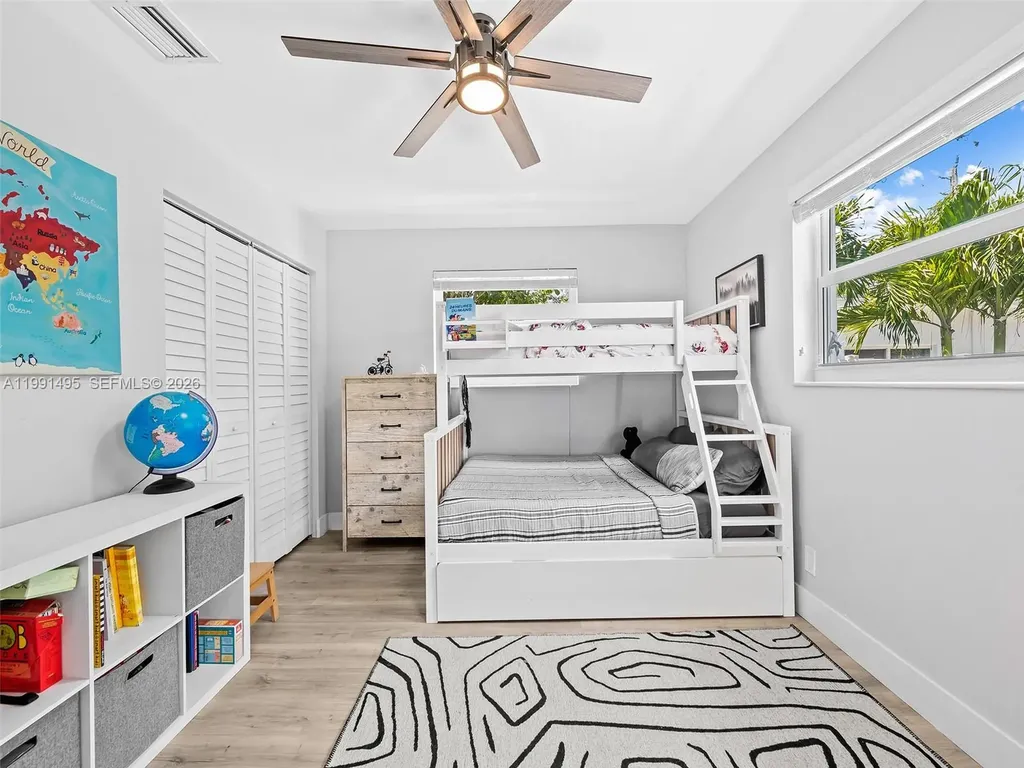 1203 Lincoln Street Hollywood FL 33019