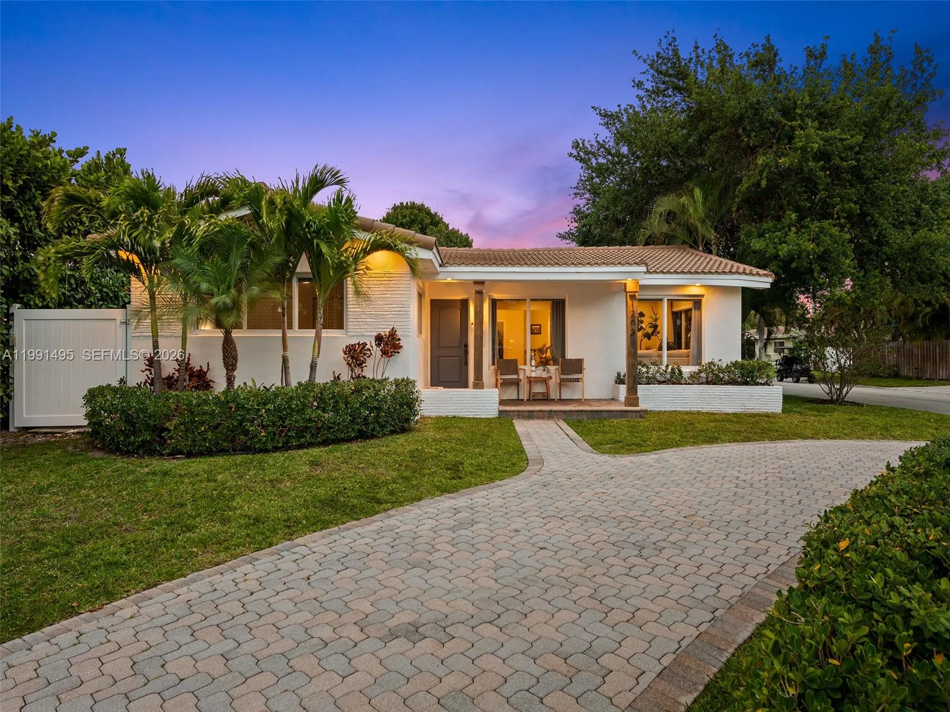 1203 Lincoln Street Hollywood FL 33019