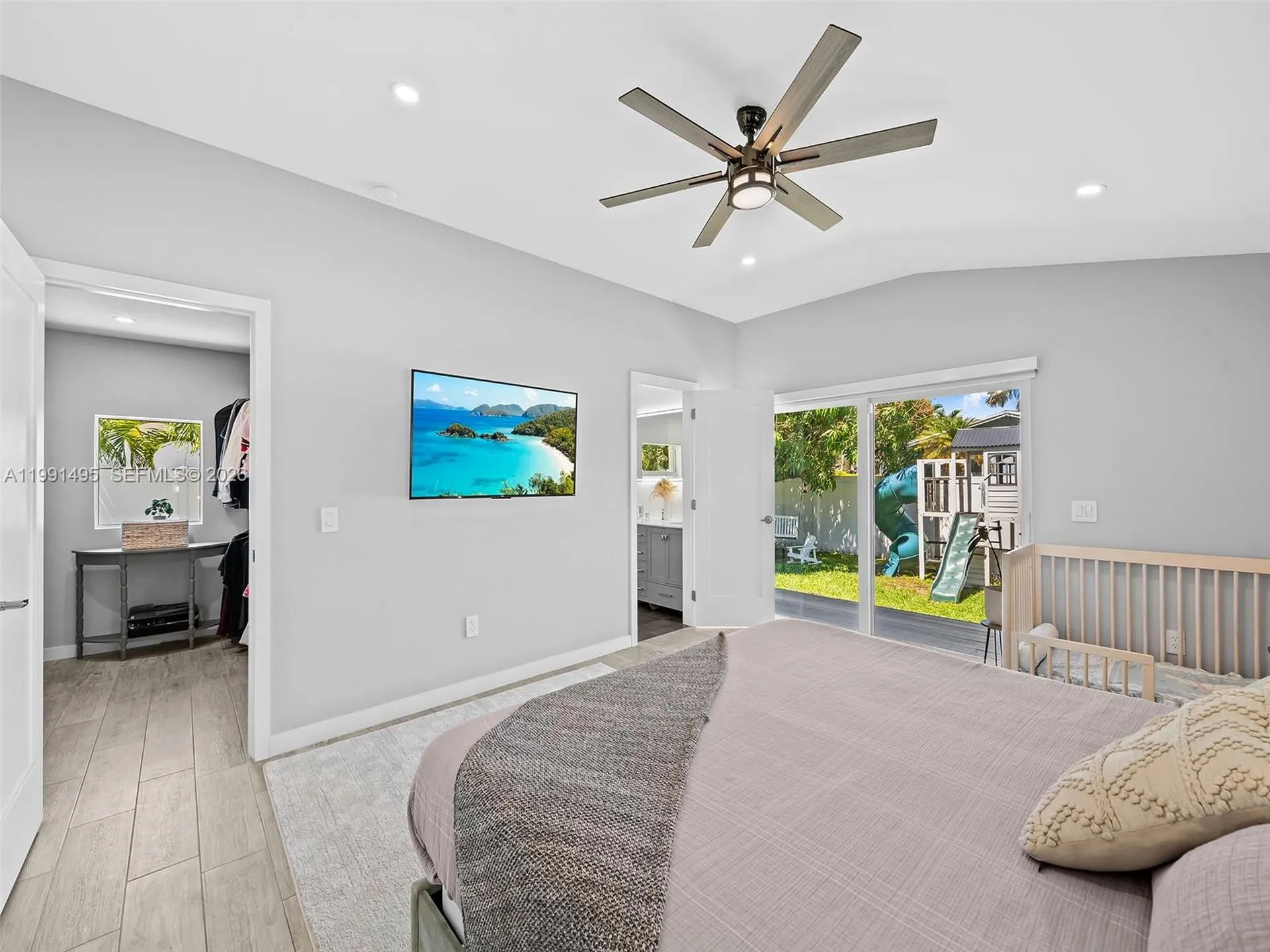 1203 Lincoln Street Hollywood FL 33019