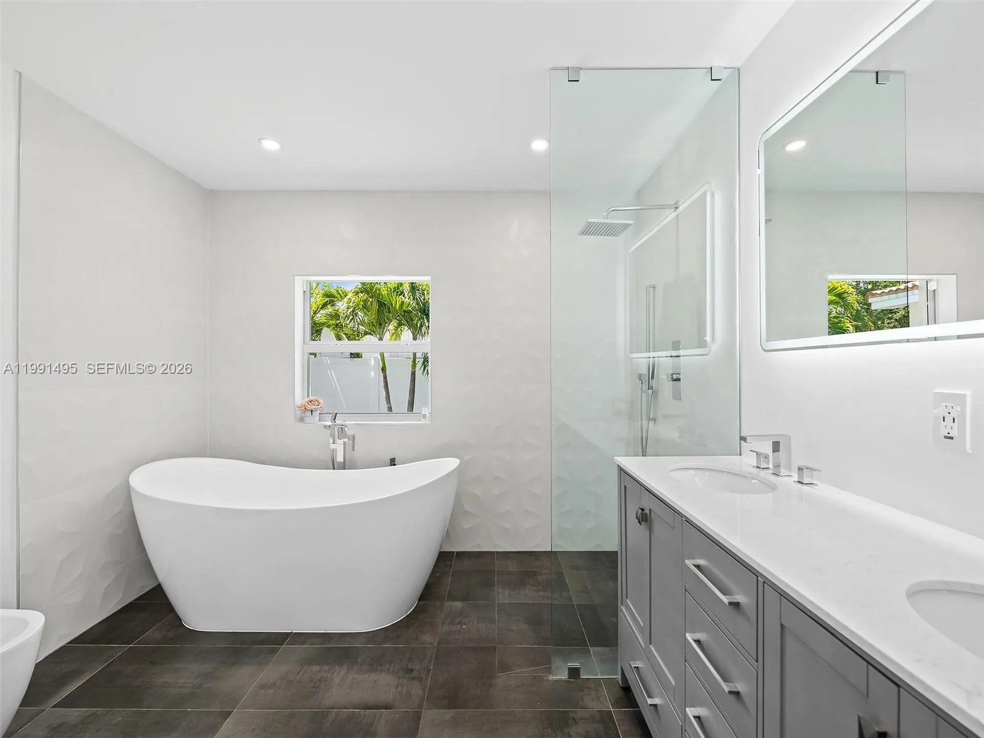 1203 Lincoln Street Hollywood FL 33019