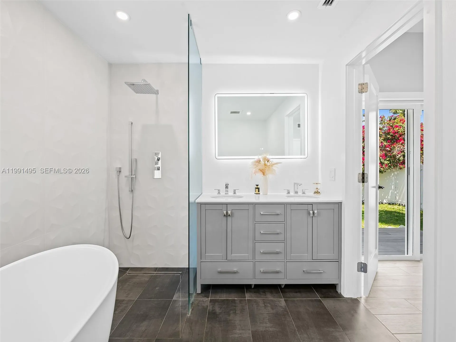 1203 Lincoln Street Hollywood FL 33019