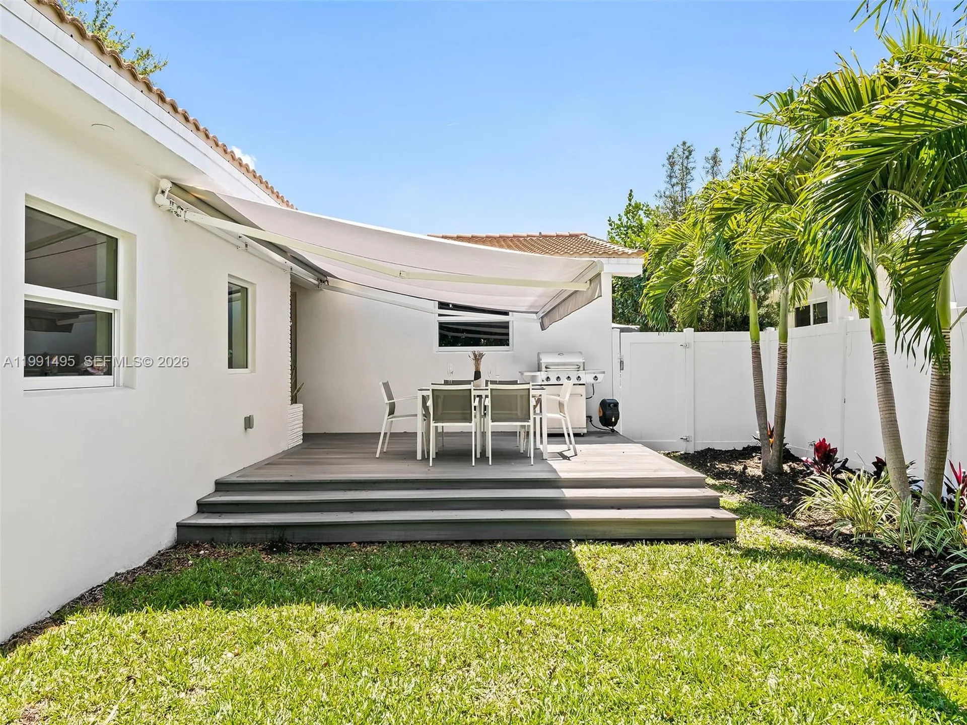 1203 Lincoln Street Hollywood FL 33019