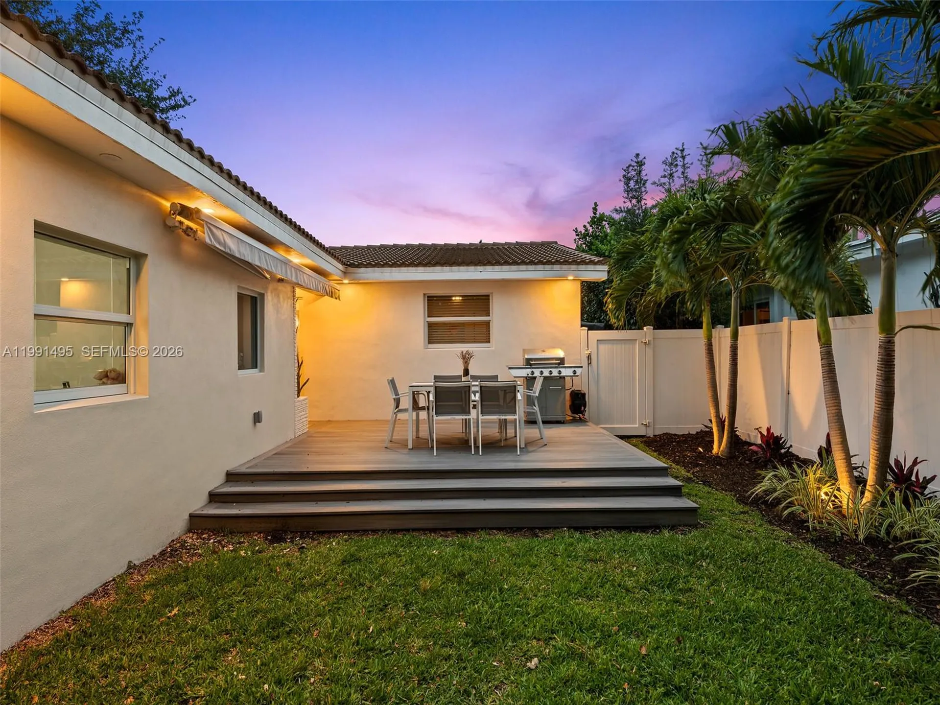 1203 Lincoln Street Hollywood FL 33019