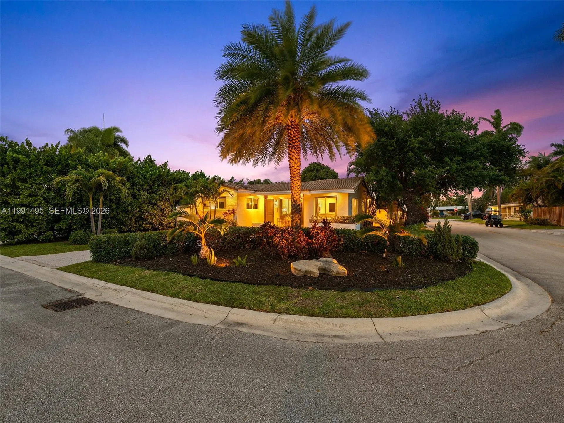 1203 Lincoln Street Hollywood FL 33019