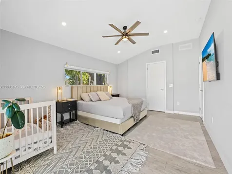 1203 Lincoln Street Hollywood FL 33019