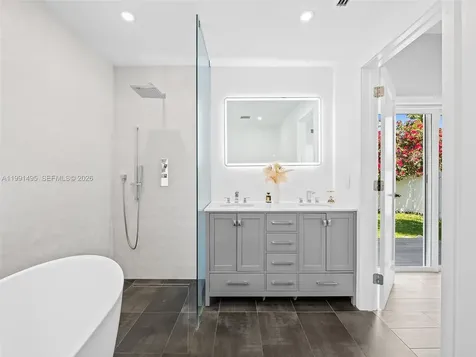 1203 Lincoln Street Hollywood FL 33019