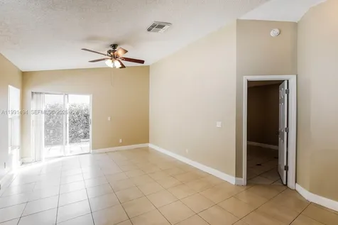 Pembroke Pines FL 33029