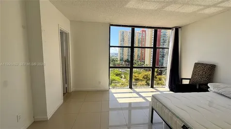 17021 N Bay Road Sunny Isles Beach FL 33160
