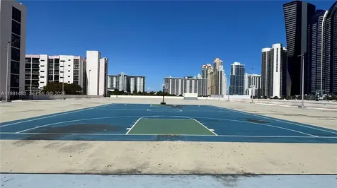 17021 N Bay Road Sunny Isles Beach FL 33160