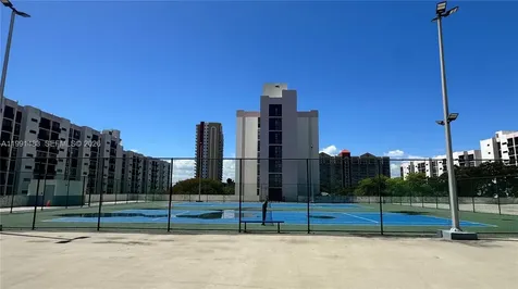 17021 N Bay Road Sunny Isles Beach FL 33160