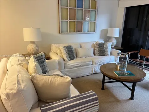 201 Crandon Boulevard Key Biscayne FL 33149