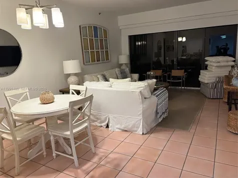 201 Crandon Boulevard Key Biscayne FL 33149
