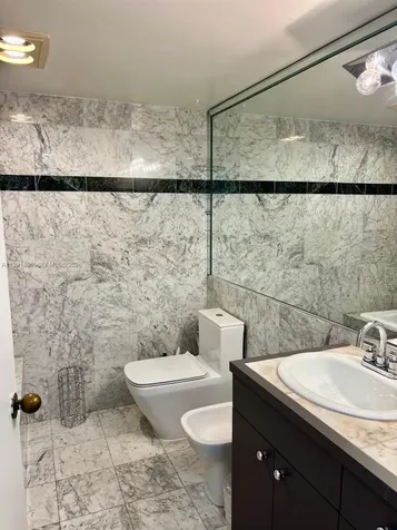 201 Crandon Boulevard Key Biscayne FL 33149