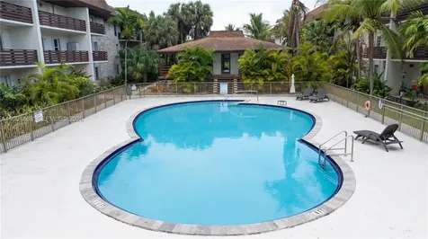 7483 SW 82nd Street Miami FL 33143