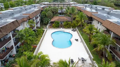 7483 SW 82nd Street Miami FL 33143