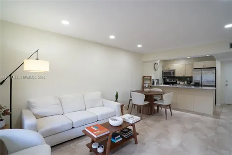 7483 SW 82nd Street Miami FL 33143