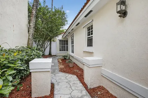 922 Opal Terrace Weston FL 33326