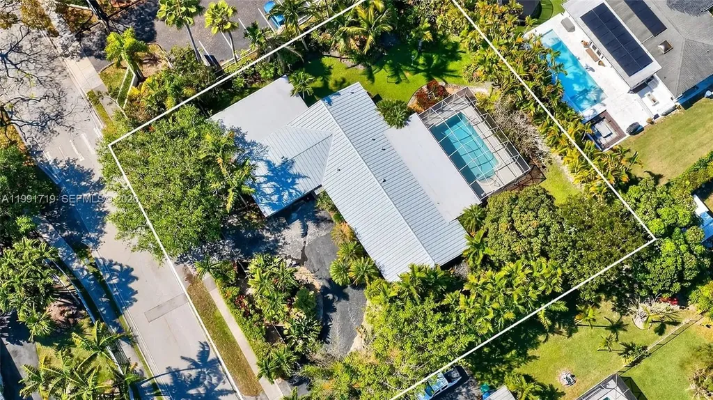 10142 SW 79th Avenue Miami FL 33156
