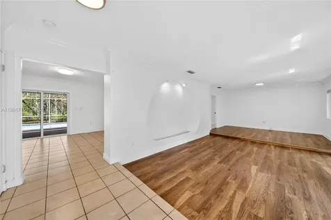 10142 SW 79th Avenue Miami FL 33156