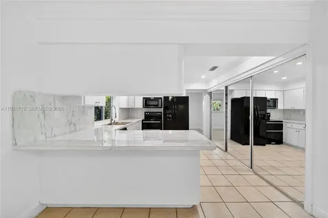 10142 SW 79th Avenue Miami FL 33156