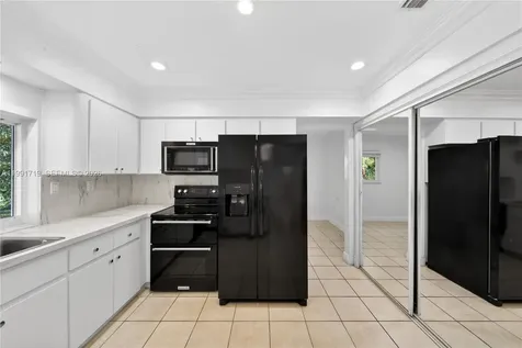 10142 SW 79th Avenue Miami FL 33156