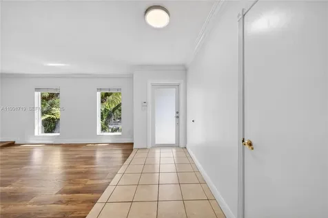 10142 SW 79th Avenue Miami FL 33156