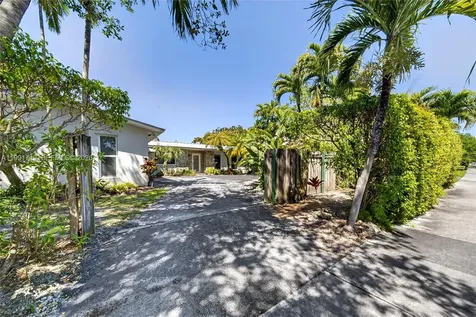 10142 SW 79th Avenue Miami FL 33156