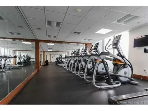 31 SE 5th Street Miami FL 33131