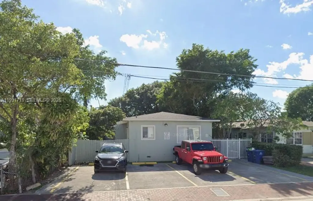 1514 SW 6th Street Miami FL 33135