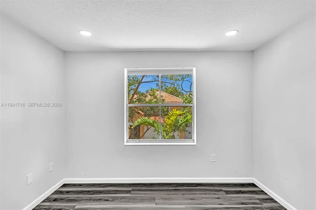 3085 N 36th Avenue Hollywood FL 33021